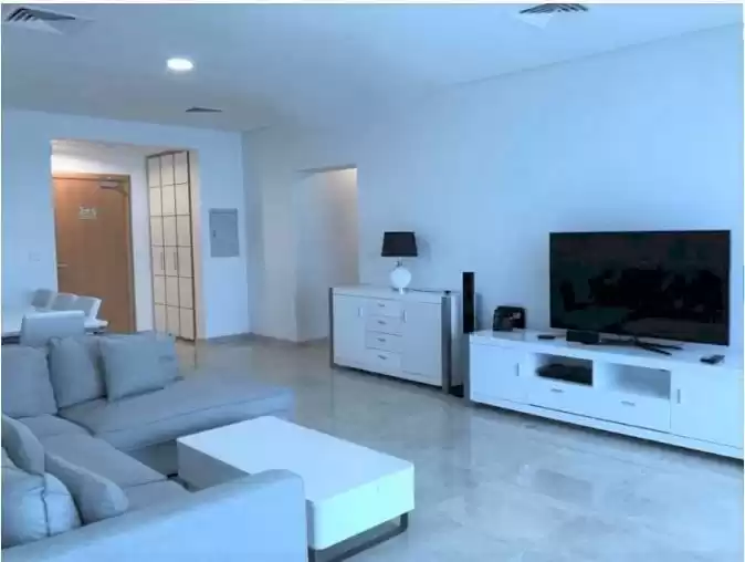 Résidentiel Propriété prête 3 chambres F / F Appartement  a louer au Al-Sadd , Doha #12348 - 1  image 